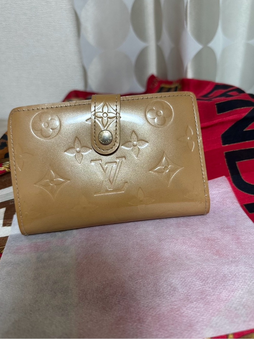 Louis Vuitton Vernis Monogram Card Case Wallet | Nude Beige
